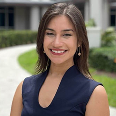 photo of Analia J. Perdomo